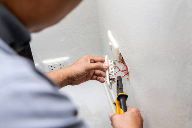 Best Emergency Electrician Near Me  in Weimar, TX